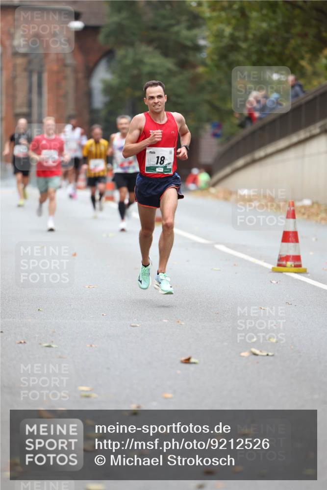 05.10.2025 - 20. swb-Marathon Bremen Michael Strokosch http://msf.ph/oto/9212526 05.10.2025 12:20:28 Laufen 18 meine-sportfotos.de