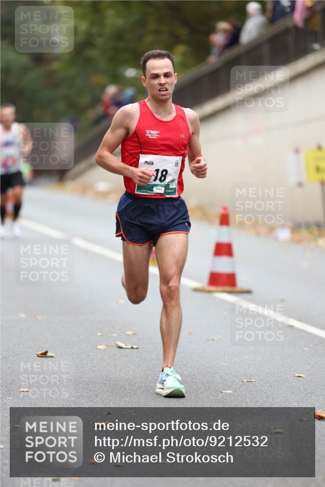 05.10.2025 - 20. swb-Marathon Bremen Michael Strokosch http://msf.ph/oto/9212532 05.10.2025 12:20:30 Laufen 18 meine-sportfotos.de