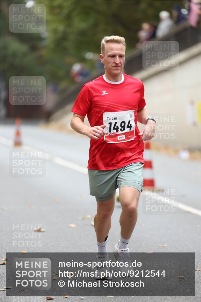 05.10.2025 - 20. swb-Marathon Bremen Michael Strokosch http://msf.ph/oto/9212544 05.10.2025 12:20:36 Laufen 1494 meine-sportfotos.de