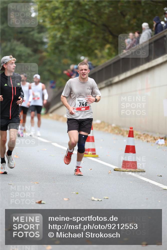 05.10.2025 - 20. swb-Marathon Bremen Michael Strokosch http://msf.ph/oto/9212553 05.10.2025 12:20:48 Laufen 4, 746 meine-sportfotos.de
