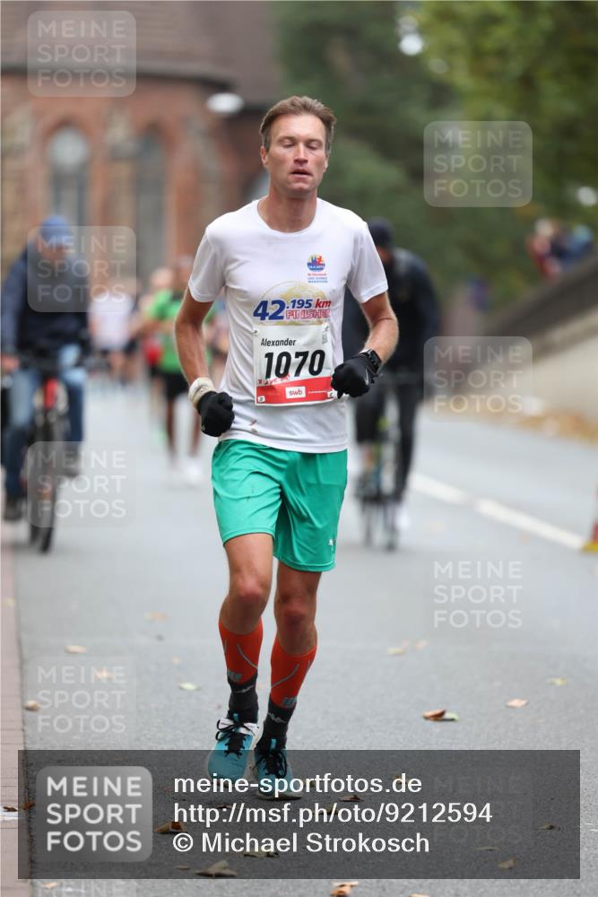 05.10.2025 - 20. swb-Marathon Bremen Michael Strokosch http://msf.ph/oto/9212594 05.10.2025 12:21:16 Laufen 14, 4, 2015, 42, 195, 1070 meine-sportfotos.de