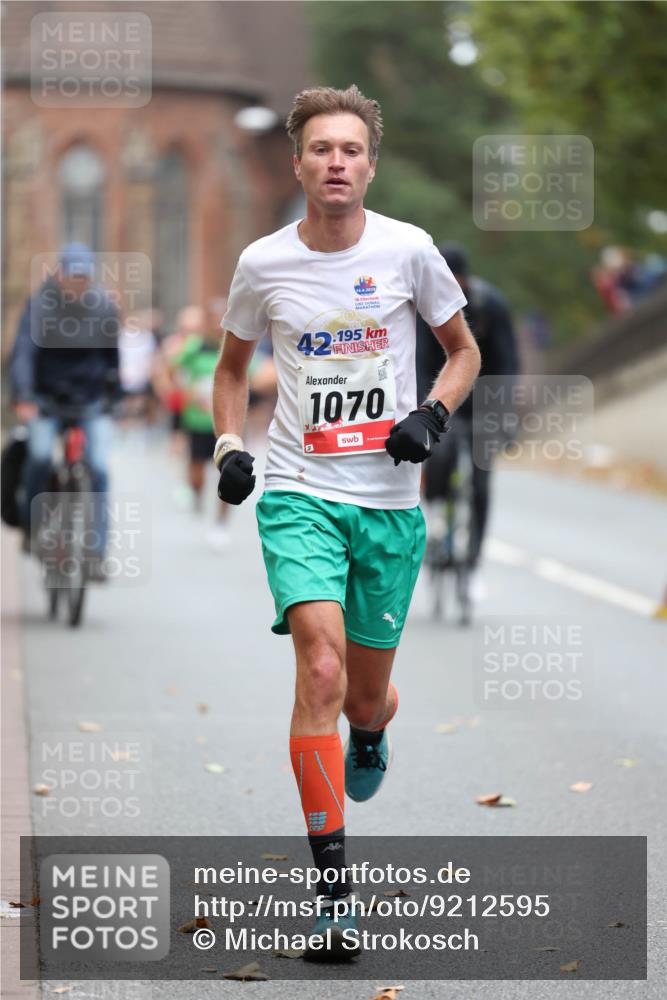 05.10.2025 - 20. swb-Marathon Bremen Michael Strokosch http://msf.ph/oto/9212595 05.10.2025 12:21:17 Laufen 14, 4, 2015, 42, 195, 1070 meine-sportfotos.de