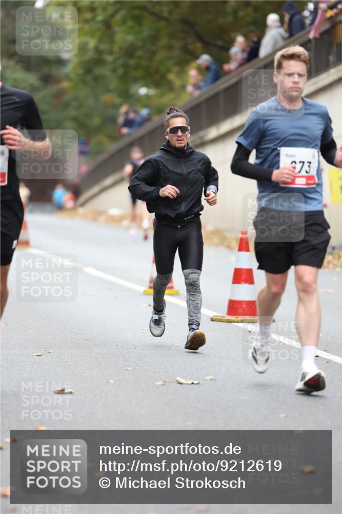 05.10.2025 - 20. swb-Marathon Bremen Michael Strokosch http://msf.ph/oto/9212619 05.10.2025 12:21:34 Laufen 373 meine-sportfotos.de