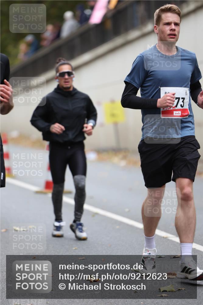 05.10.2025 - 20. swb-Marathon Bremen Michael Strokosch http://msf.ph/oto/9212623 05.10.2025 12:21:35 Laufen 73 meine-sportfotos.de