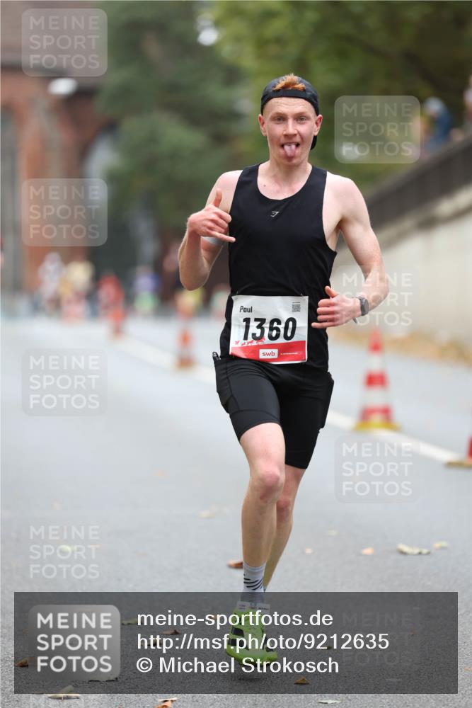 05.10.2025 - 20. swb-Marathon Bremen Michael Strokosch http://msf.ph/oto/9212635 05.10.2025 12:21:41 Laufen 1360 meine-sportfotos.de