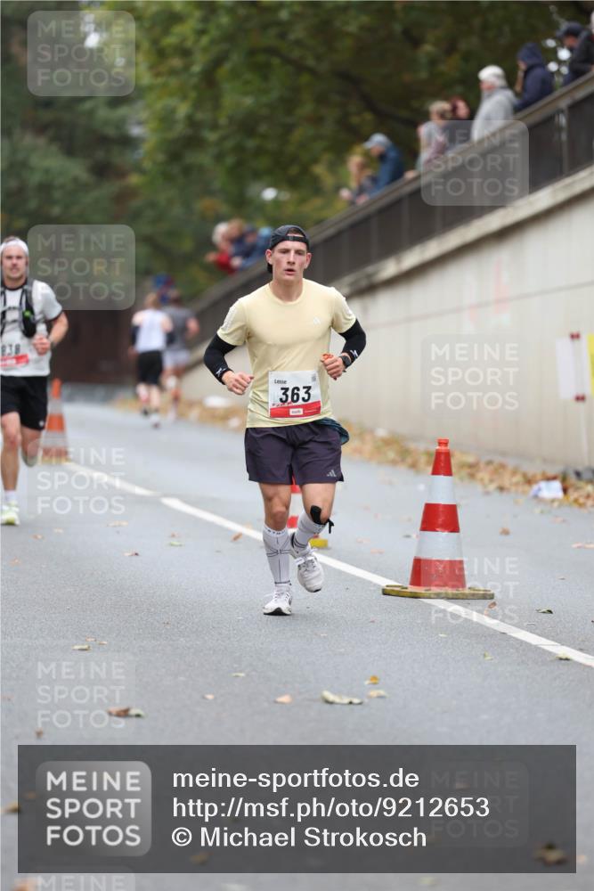 05.10.2025 - 20. swb-Marathon Bremen Michael Strokosch http://msf.ph/oto/9212653 05.10.2025 12:22:01 Laufen 838, 363 meine-sportfotos.de