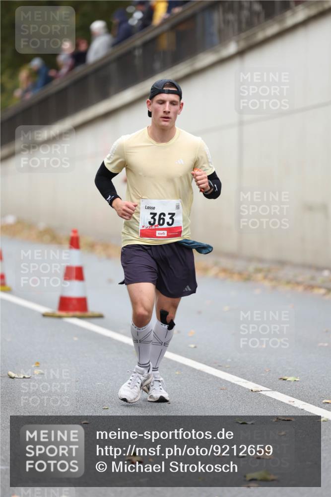 05.10.2025 - 20. swb-Marathon Bremen Michael Strokosch http://msf.ph/oto/9212659 05.10.2025 12:22:03 Laufen 363 meine-sportfotos.de