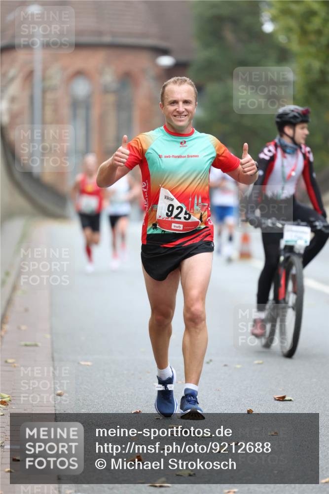 05.10.2025 - 20. swb-Marathon Bremen Michael Strokosch http://msf.ph/oto/9212688 05.10.2025 12:22:18 Laufen 20, 925 meine-sportfotos.de