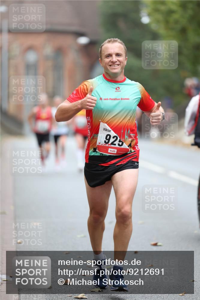 05.10.2025 - 20. swb-Marathon Bremen Michael Strokosch http://msf.ph/oto/9212691 05.10.2025 12:22:19 Laufen 20, 925 meine-sportfotos.de