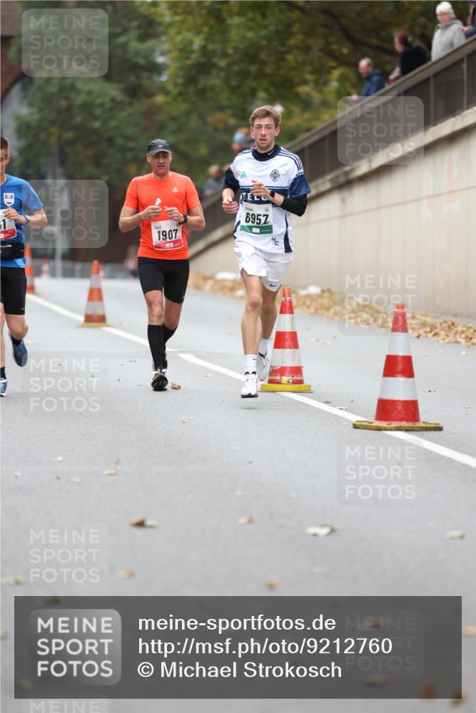 05.10.2025 - 20. swb-Marathon Bremen Michael Strokosch http://msf.ph/oto/9212760 05.10.2025 12:23:52 Laufen 1907, 6957 meine-sportfotos.de
