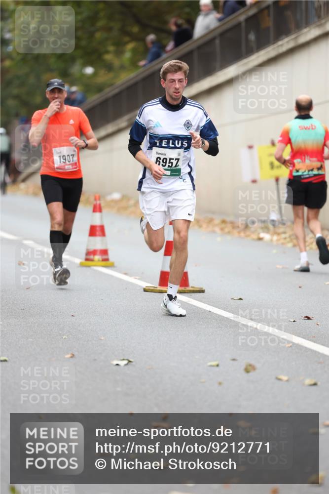 05.10.2025 - 20. swb-Marathon Bremen Michael Strokosch http://msf.ph/oto/9212771 05.10.2025 12:23:53 Laufen 1907, 6957 meine-sportfotos.de