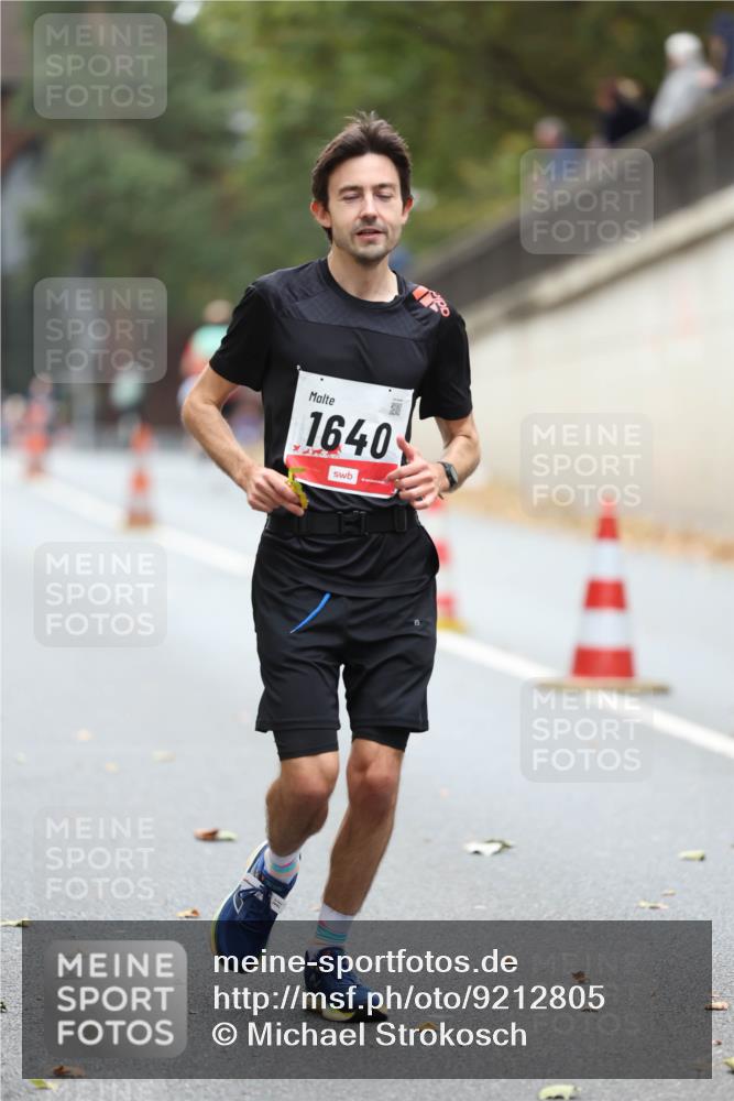 05.10.2025 - 20. swb-Marathon Bremen Michael Strokosch http://msf.ph/oto/9212805 05.10.2025 12:24:03 Laufen 1640, 11 meine-sportfotos.de