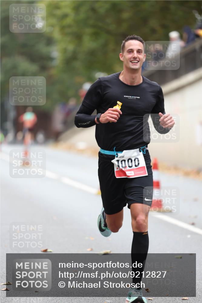 05.10.2025 - 20. swb-Marathon Bremen Michael Strokosch http://msf.ph/oto/9212827 05.10.2025 12:24:09 Laufen 11, 1000 meine-sportfotos.de