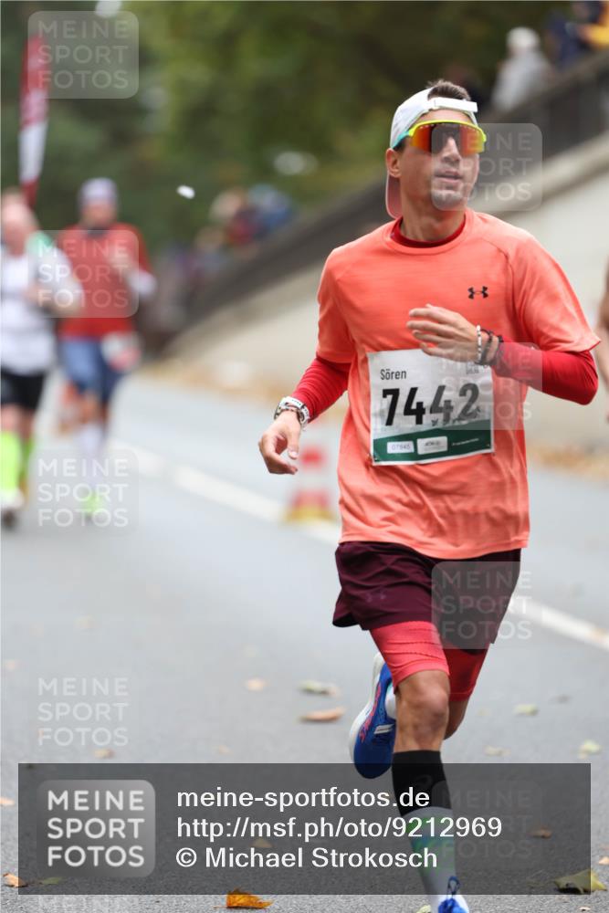 05.10.2025 - 20. swb-Marathon Bremen Michael Strokosch http://msf.ph/oto/9212969 05.10.2025 12:24:46 Laufen 7442, 07845 meine-sportfotos.de