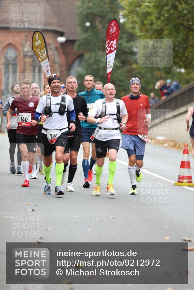 05.10.2025 - 20. swb-Marathon Bremen Michael Strokosch http://msf.ph/oto/9212972 05.10.2025 12:24:47 Laufen 140, 3, 30, 20, 3, 30, 3, 18 meine-sportfotos.de