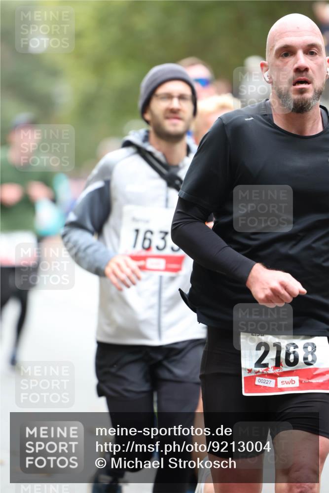 05.10.2025 - 20. swb-Marathon Bremen Michael Strokosch http://msf.ph/oto/9213004 05.10.2025 12:24:53 Laufen 163, 2168, 00227, 24119 meine-sportfotos.de