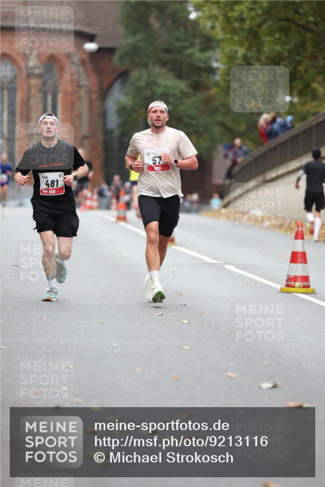 05.10.2025 - 20. swb-Marathon Bremen Michael Strokosch http://msf.ph/oto/9213116 05.10.2025 12:25:31 Laufen 57, 481 meine-sportfotos.de