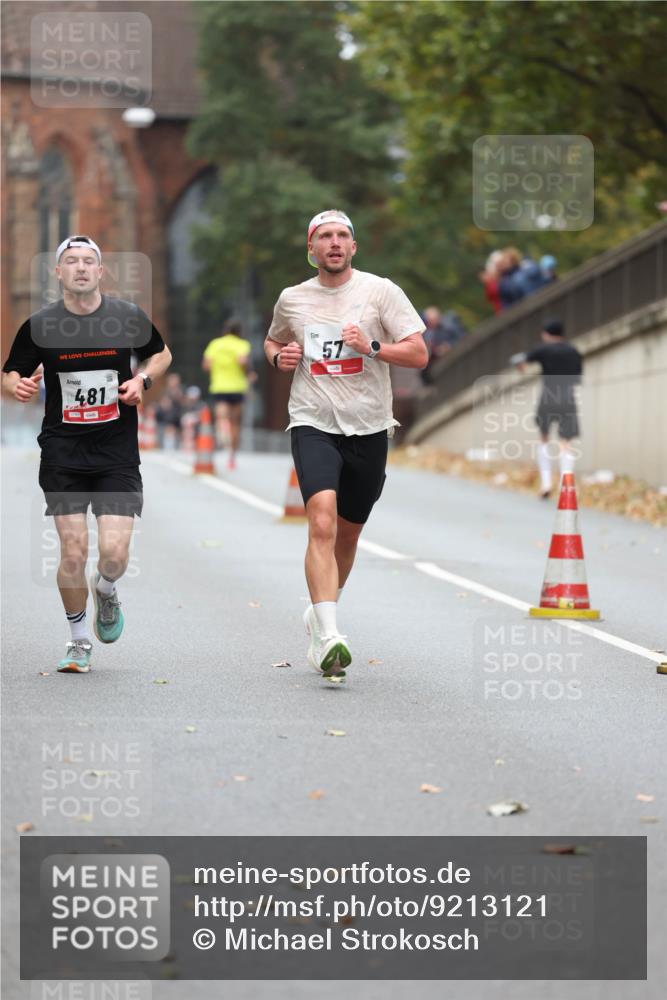 05.10.2025 - 20. swb-Marathon Bremen Michael Strokosch http://msf.ph/oto/9213121 05.10.2025 12:25:32 Laufen 57, 481, 013 meine-sportfotos.de