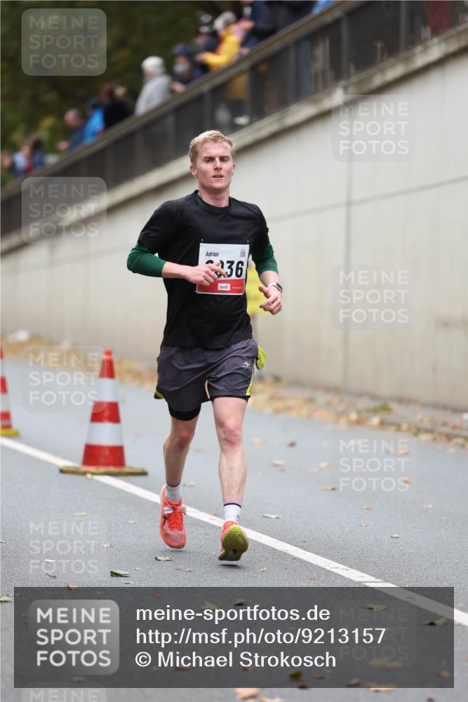 05.10.2025 - 20. swb-Marathon Bremen Michael Strokosch http://msf.ph/oto/9213157 05.10.2025 12:25:49 Laufen 36 meine-sportfotos.de