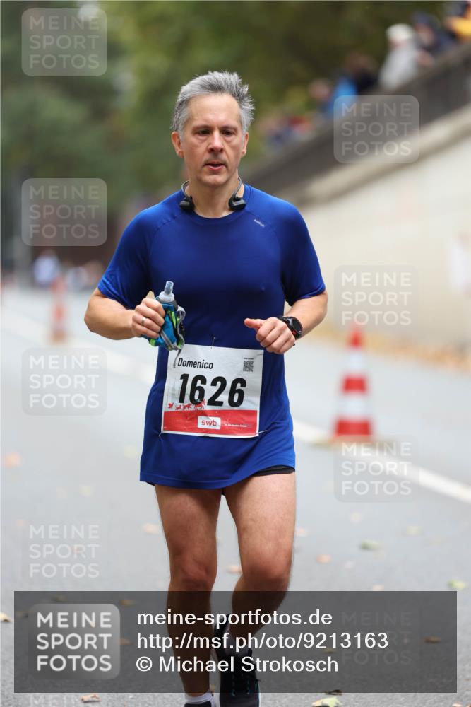 05.10.2025 - 20. swb-Marathon Bremen Michael Strokosch http://msf.ph/oto/9213163 05.10.2025 12:25:51 Laufen 1626 meine-sportfotos.de