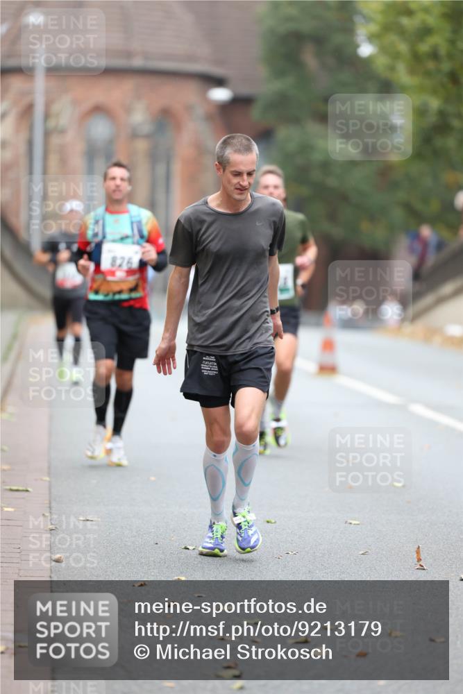 05.10.2025 - 20. swb-Marathon Bremen Michael Strokosch http://msf.ph/oto/9213179 05.10.2025 12:26:00 Laufen  meine-sportfotos.de