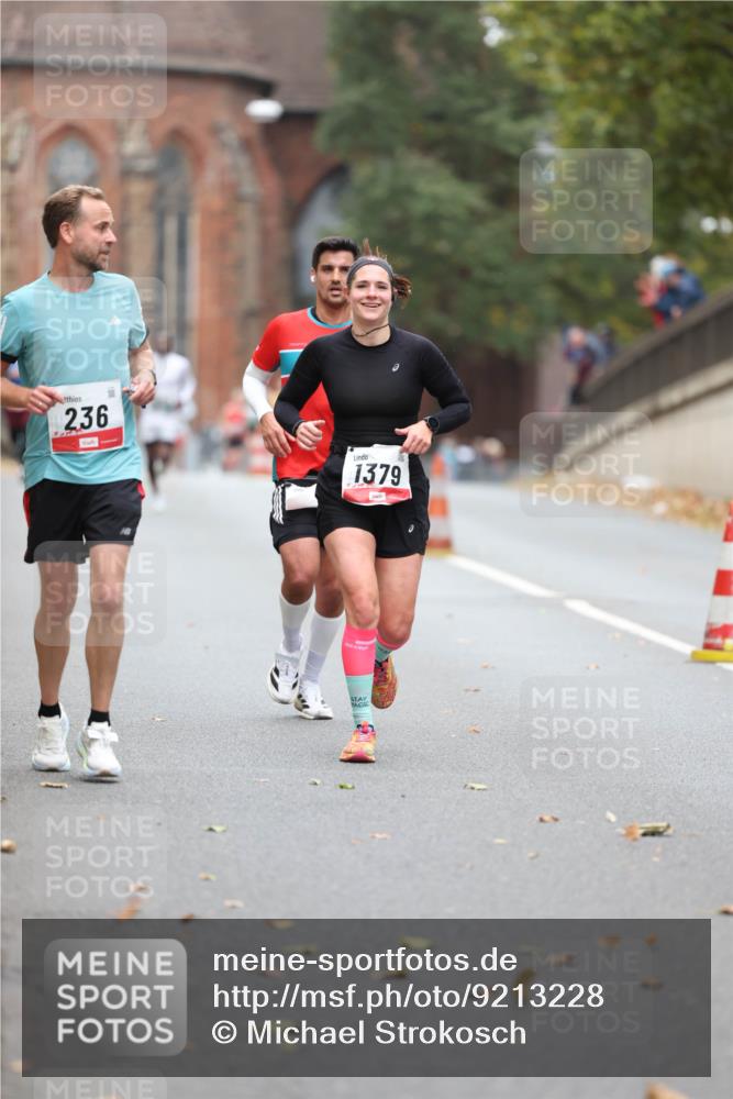 05.10.2025 - 20. swb-Marathon Bremen Michael Strokosch http://msf.ph/oto/9213228 05.10.2025 12:26:11 Laufen 236, 1379 meine-sportfotos.de