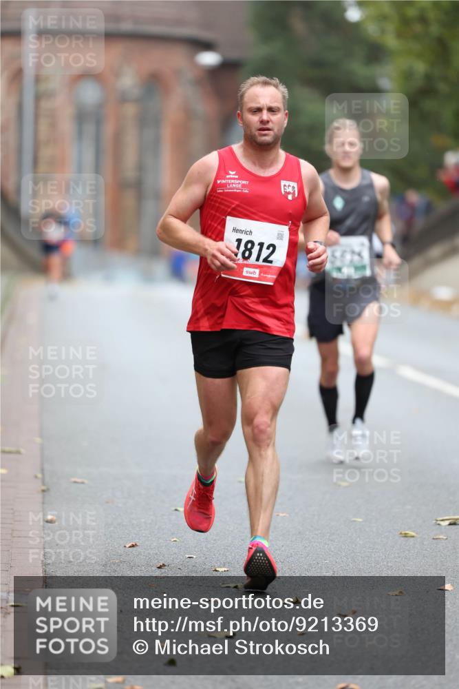 05.10.2025 - 20. swb-Marathon Bremen Michael Strokosch http://msf.ph/oto/9213369 05.10.2025 12:26:48 Laufen 1812, 15875 meine-sportfotos.de