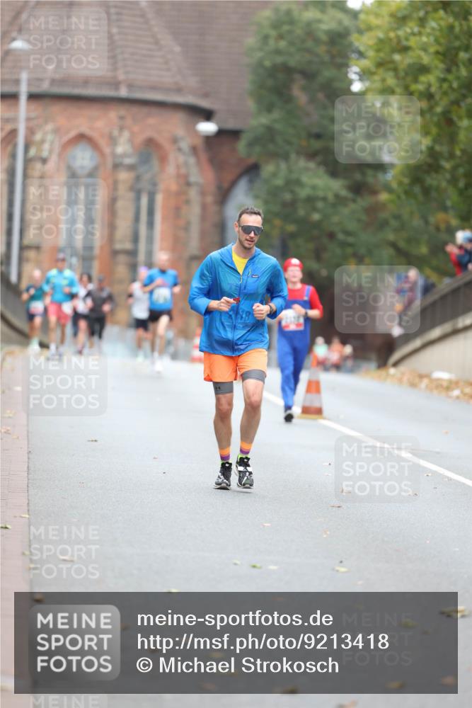 05.10.2025 - 20. swb-Marathon Bremen Michael Strokosch http://msf.ph/oto/9213418 05.10.2025 12:27:04 Laufen  meine-sportfotos.de