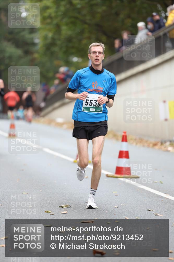 05.10.2025 - 20. swb-Marathon Bremen Michael Strokosch http://msf.ph/oto/9213452 05.10.2025 12:27:14 Laufen 553 meine-sportfotos.de
