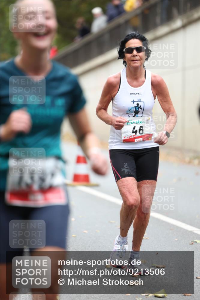 05.10.2025 - 20. swb-Marathon Bremen Michael Strokosch http://msf.ph/oto/9213506 05.10.2025 12:27:25 Laufen 901, 139, 46 meine-sportfotos.de