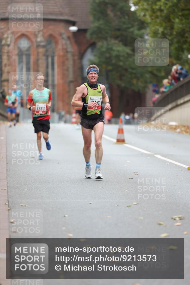 05.10.2025 - 20. swb-Marathon Bremen Michael Strokosch http://msf.ph/oto/9213573 05.10.2025 12:27:54 Laufen 1763 meine-sportfotos.de