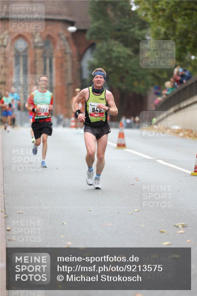 05.10.2025 - 20. swb-Marathon Bremen Michael Strokosch http://msf.ph/oto/9213575 05.10.2025 12:27:55 Laufen 763, 945 meine-sportfotos.de