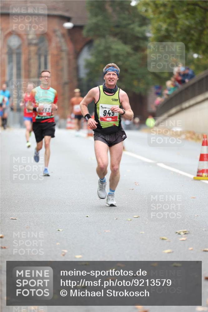 05.10.2025 - 20. swb-Marathon Bremen Michael Strokosch http://msf.ph/oto/9213579 05.10.2025 12:27:55 Laufen 945 meine-sportfotos.de