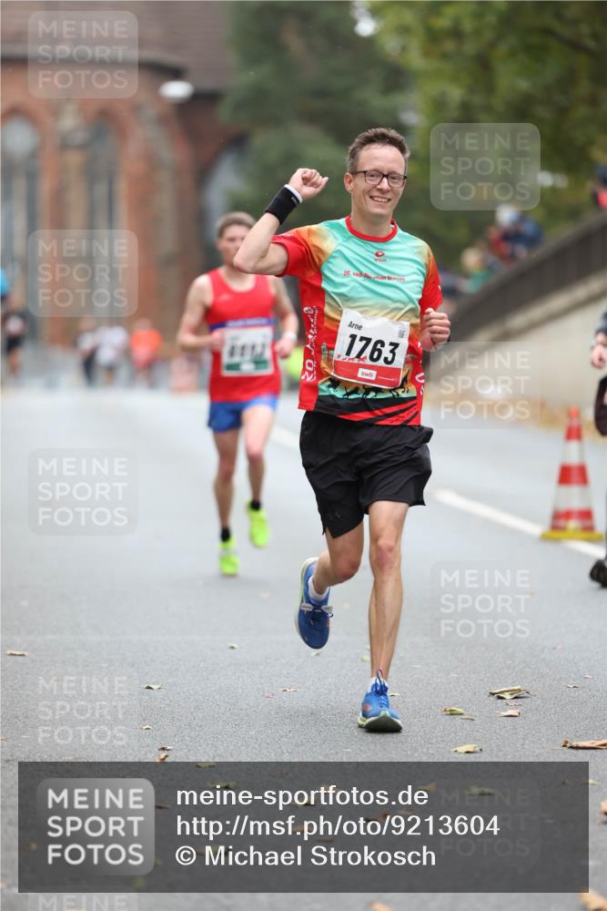 05.10.2025 - 20. swb-Marathon Bremen Michael Strokosch http://msf.ph/oto/9213604 05.10.2025 12:28:00 Laufen 1763 meine-sportfotos.de