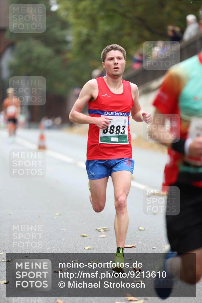 05.10.2025 - 20. swb-Marathon Bremen Michael Strokosch http://msf.ph/oto/9213610 05.10.2025 12:28:02 Laufen 8883 meine-sportfotos.de
