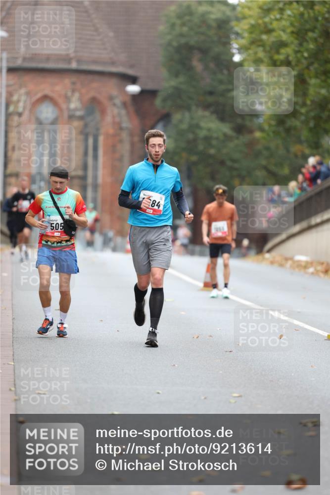 05.10.2025 - 20. swb-Marathon Bremen Michael Strokosch http://msf.ph/oto/9213614 05.10.2025 12:28:11 Laufen 20, 505, 184 meine-sportfotos.de