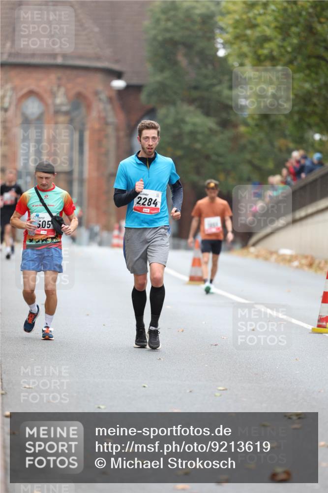 05.10.2025 - 20. swb-Marathon Bremen Michael Strokosch http://msf.ph/oto/9213619 05.10.2025 12:28:12 Laufen 2284, 505 meine-sportfotos.de