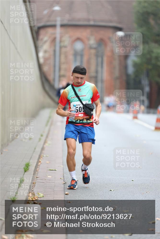 05.10.2025 - 20. swb-Marathon Bremen Michael Strokosch http://msf.ph/oto/9213627 05.10.2025 12:28:15 Laufen 20, 505, 7 meine-sportfotos.de