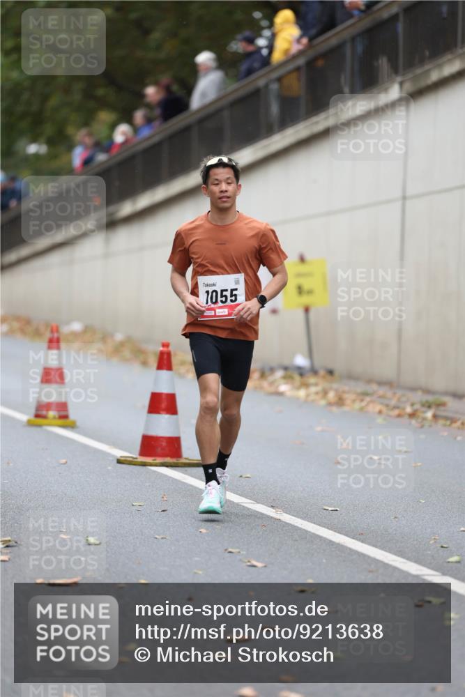 05.10.2025 - 20. swb-Marathon Bremen Michael Strokosch http://msf.ph/oto/9213638 05.10.2025 12:28:21 Laufen 1055 meine-sportfotos.de