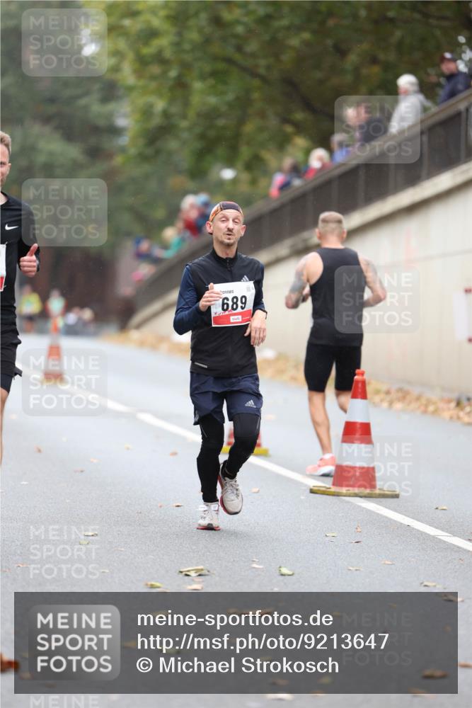 05.10.2025 - 20. swb-Marathon Bremen Michael Strokosch http://msf.ph/oto/9213647 05.10.2025 12:28:24 Laufen 689 meine-sportfotos.de