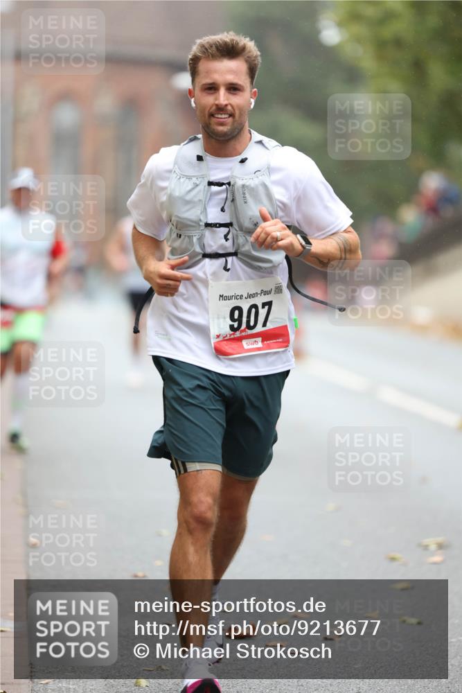 05.10.2025 - 20. swb-Marathon Bremen Michael Strokosch http://msf.ph/oto/9213677 05.10.2025 12:28:33 Laufen 9, 07 meine-sportfotos.de