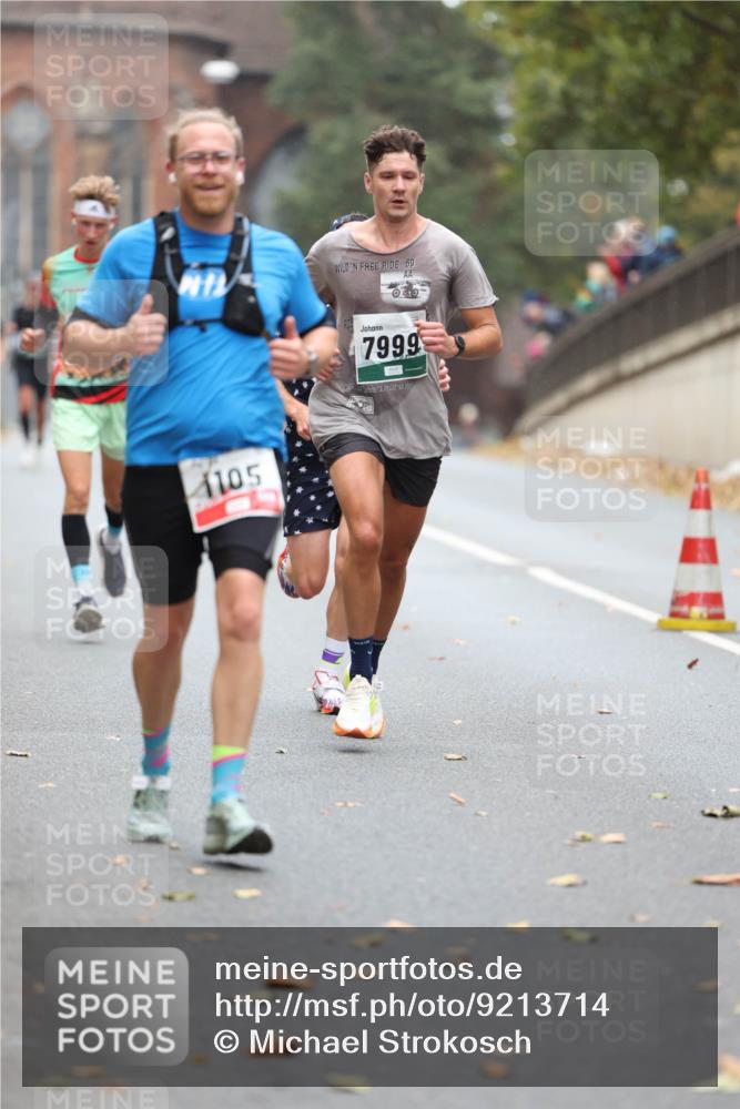 05.10.2025 - 20. swb-Marathon Bremen Michael Strokosch http://msf.ph/oto/9213714 05.10.2025 12:28:49 Laufen 1105, 69, 045, 7999 meine-sportfotos.de