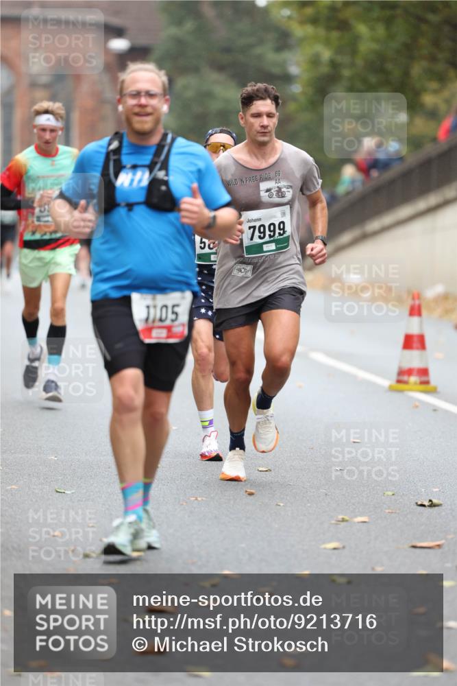 05.10.2025 - 20. swb-Marathon Bremen Michael Strokosch http://msf.ph/oto/9213716 05.10.2025 12:28:50 Laufen 1105, 69, 50, 7999 meine-sportfotos.de