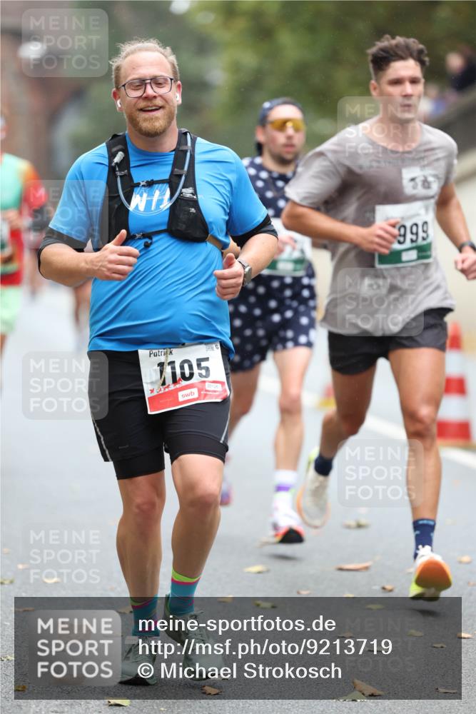 05.10.2025 - 20. swb-Marathon Bremen Michael Strokosch http://msf.ph/oto/9213719 05.10.2025 12:28:51 Laufen 7105, 00126, 999 meine-sportfotos.de