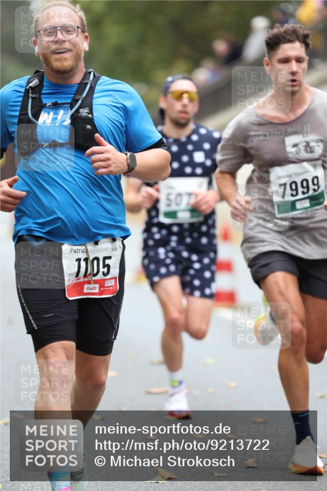 05.10.2025 - 20. swb-Marathon Bremen Michael Strokosch http://msf.ph/oto/9213722 05.10.2025 12:28:51 Laufen 1105, 001, 26, 5071, 7999 meine-sportfotos.de