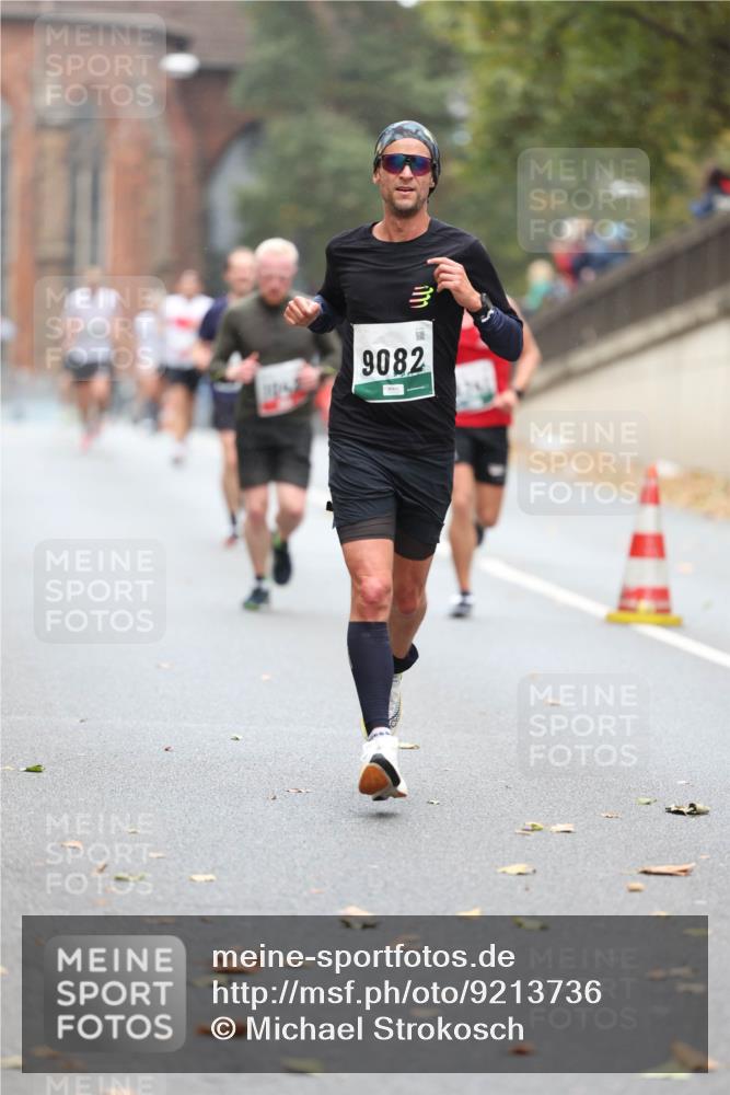 05.10.2025 - 20. swb-Marathon Bremen Michael Strokosch http://msf.ph/oto/9213736 05.10.2025 12:28:59 Laufen 3, 9082 meine-sportfotos.de