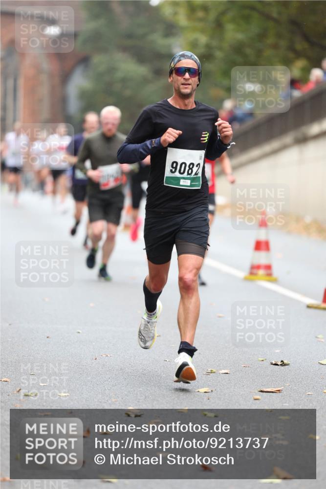 05.10.2025 - 20. swb-Marathon Bremen Michael Strokosch http://msf.ph/oto/9213737 05.10.2025 12:28:59 Laufen 9082, 1 meine-sportfotos.de