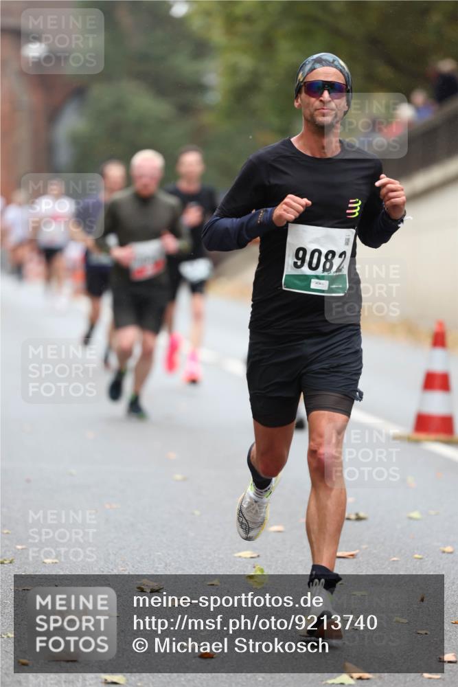 05.10.2025 - 20. swb-Marathon Bremen Michael Strokosch http://msf.ph/oto/9213740 05.10.2025 12:29:00 Laufen 9082 meine-sportfotos.de