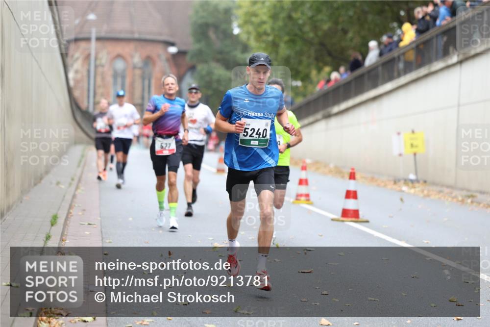 05.10.2025 - 20. swb-Marathon Bremen Michael Strokosch http://msf.ph/oto/9213781 05.10.2025 12:29:32 Laufen 577, 5240 meine-sportfotos.de