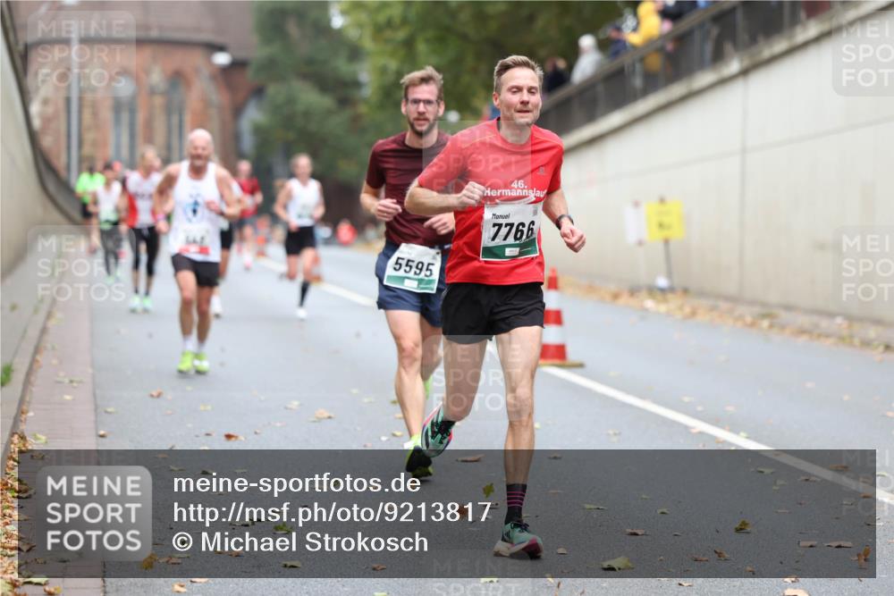 05.10.2025 - 20. swb-Marathon Bremen Michael Strokosch http://msf.ph/oto/9213817 05.10.2025 12:29:52 Laufen 5595, 46, 7766 meine-sportfotos.de